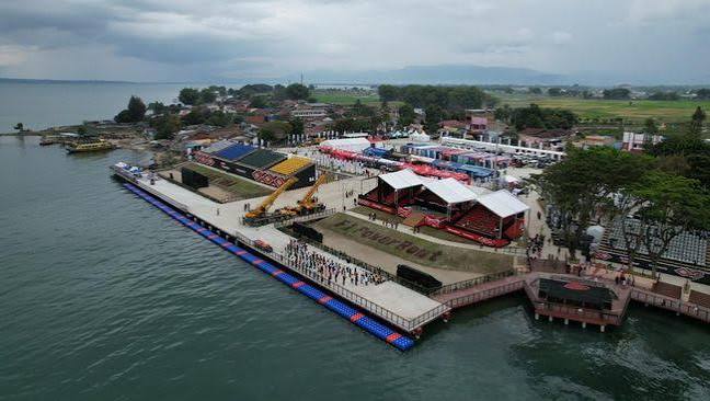 Venue F1 H20 Lapangan Sisingamangaraja Balige